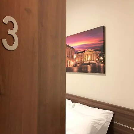 & Lungadige Guest house