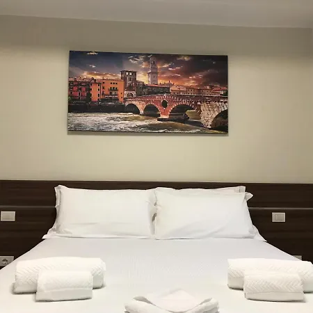 Guest house & Lungadige Verona